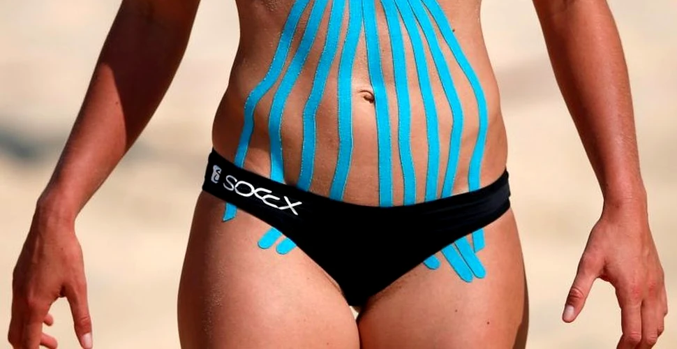 Trend-ul ciudat adoptat de atleţii de la Olimpiada de la Rio. De ce îşi lipesc pe trup bandă colorată?