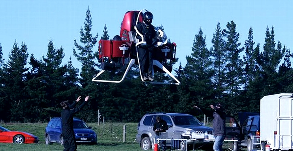 În sfârşit, jetpack-ul devine realitate! Iată cum funcţionează ineditul mijloc de locomoţie (FOTO/VIDEO)