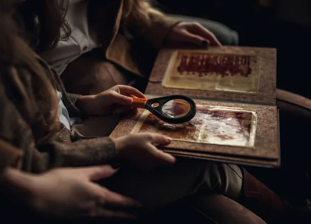 Doamna Sherlock Holmes și istoria femeilor detectiv