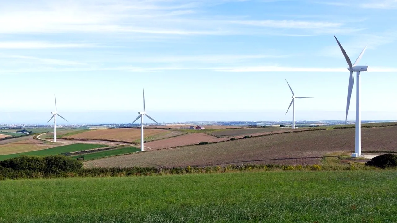 1-turbine-pixabay-descopera 