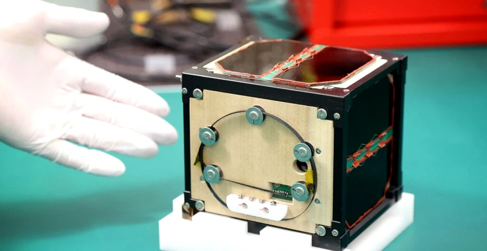 LignoSat, primul satelit din istorie construit din lemn, va petrece 6 luni pe orbita Pământului