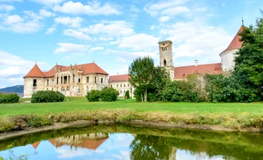 Castelul Banffy din Bonțida, cunoscut cândva drept Versailles de Transilvania