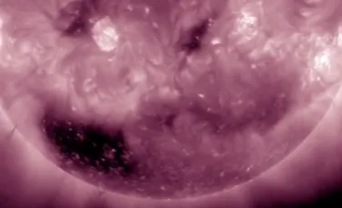 NASA a descoperit o „gaură neagră” în Soare. Care este explicaţia? (VIDEO)