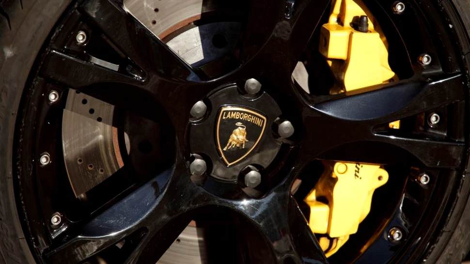 Cum arată noul smartphone Lamborghini al cărui preţ este uriaş