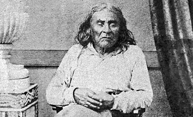 Chief Seattle, războinicul cu o viziune cu mult înaintea vremurilor sale. „Pământul nu ne aparține; noi aparținem Pământului”