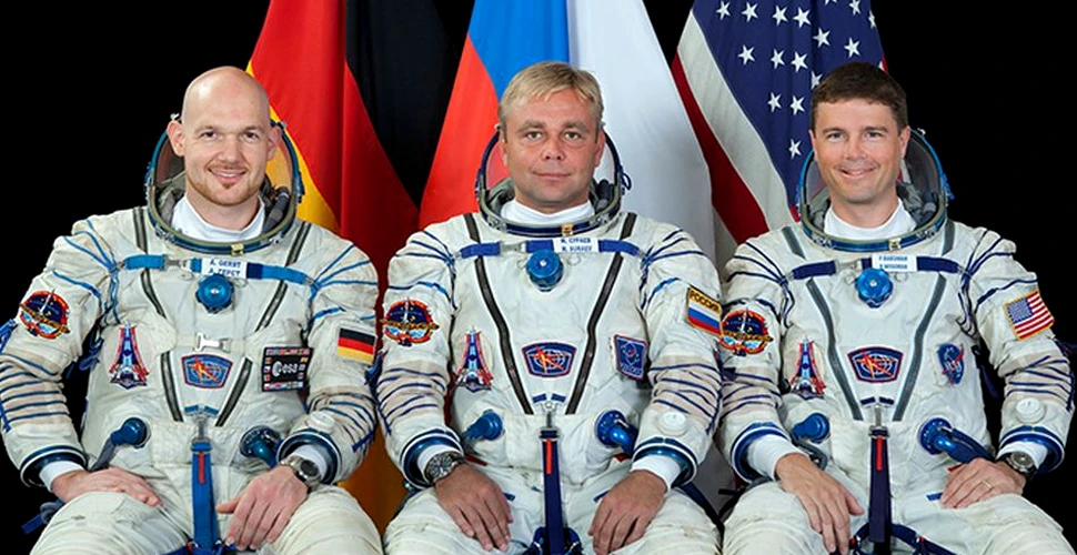 După 6 luni petrecute pe Staţia Spaţială Internaţională, 3 astronauţi s-au întors acasă