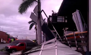 Imaginile dezastrului. Două cicloane tropicale traversează simultan Australia – VIDEO