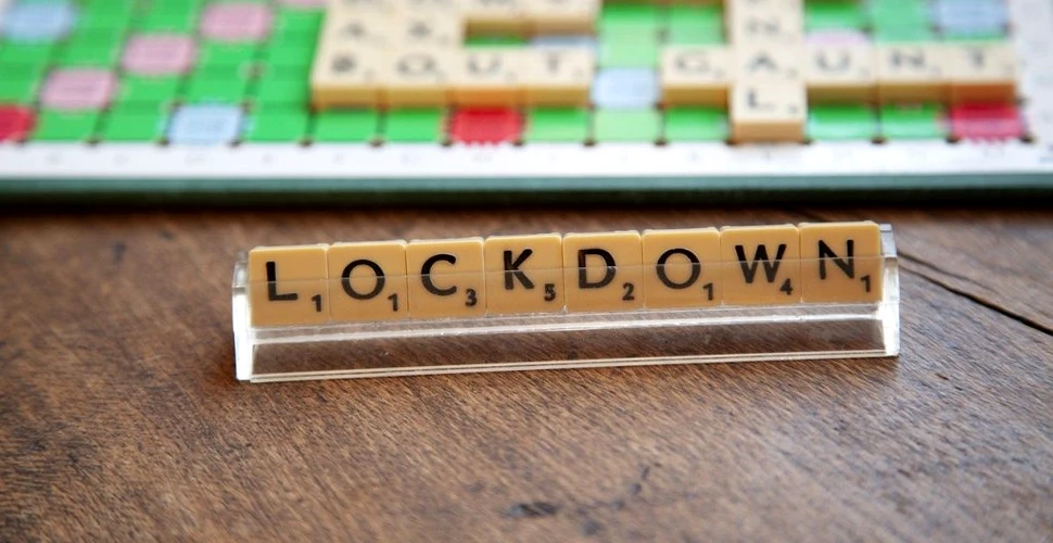 „Lockdown”, cuvântul anului 2020, potrivit Dicţionarului Collins. Ce alte cuvinte despre pandemie au fost alese
