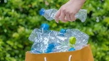 Cum să reducem plasticul în viața de zi cu zi: idei și inspirație