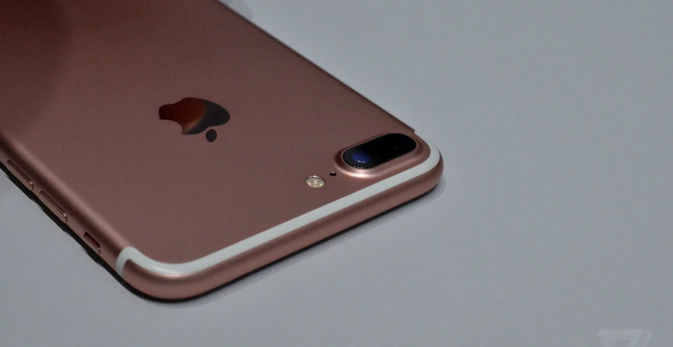 Primele informaţii despre noul iPhone 8: Apple ar putea renunţa la modelul 7S şi ar putea lansa direct modelul iPhone 8