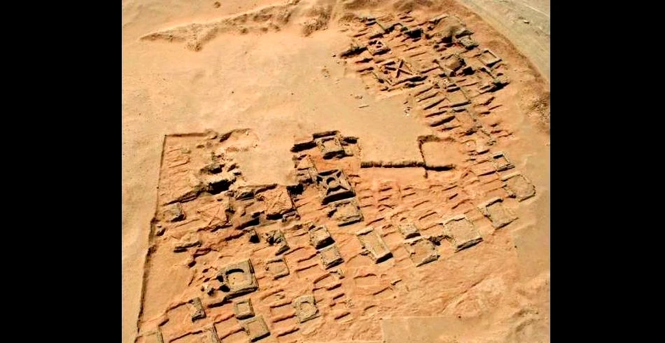 Zeci de mici piramide umplu o necropolă străveche din Sudan