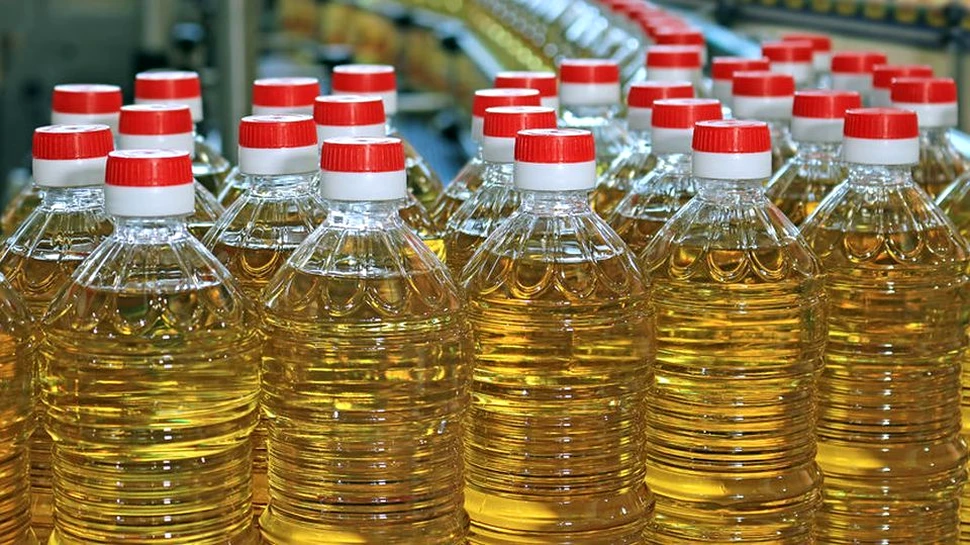 PERICOLUL major din sticlele de ulei pe care le cumpăraţi de la hipermarket. ”Aş încuraja oamenii să renunţe”