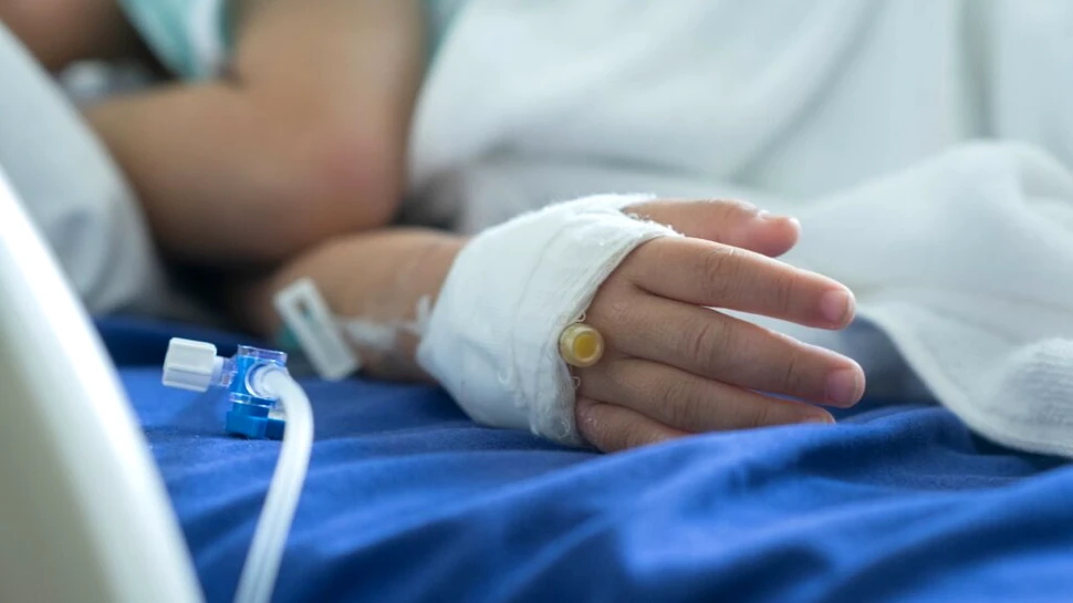 Practici medievale într-un spital: sute de copii, infectați cu HIV după ce au fost refolosite seringi