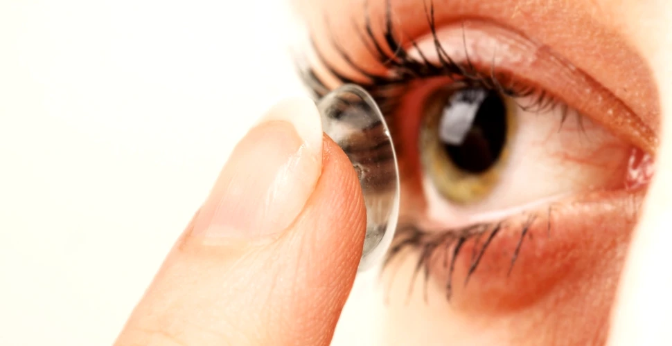 Lentilele de contact purtate necorespunzător pot duce la pierderea vederii