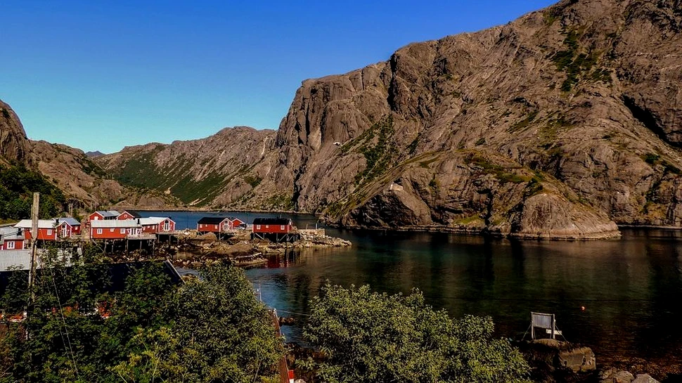 O insulă norvegiană ar putea deveni primul teritoriu fără fus orar din lume