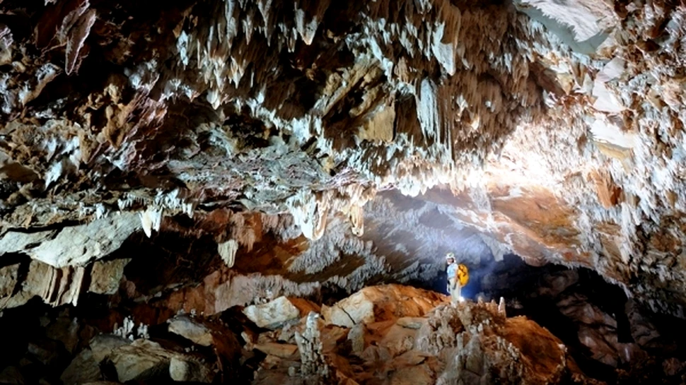 Începe Expediţia Internaţională de Explorare Speologică şi Subacvatică “Expe Laos 2011”.