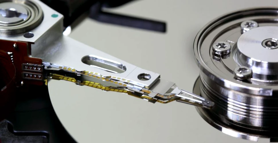 Hard disk-urile pot fi transformate în microfoane pentru spionaj, conform unor echipe de cercetători