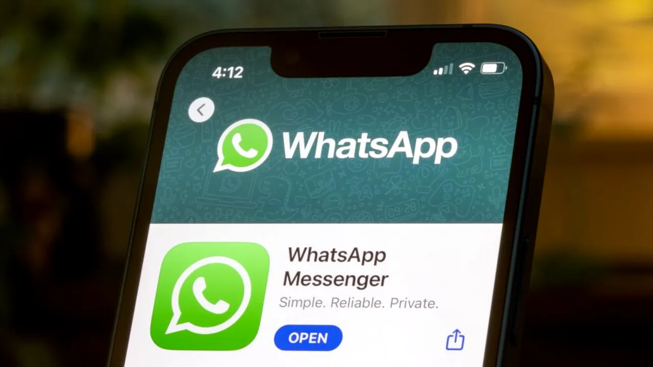 WhatsApp 