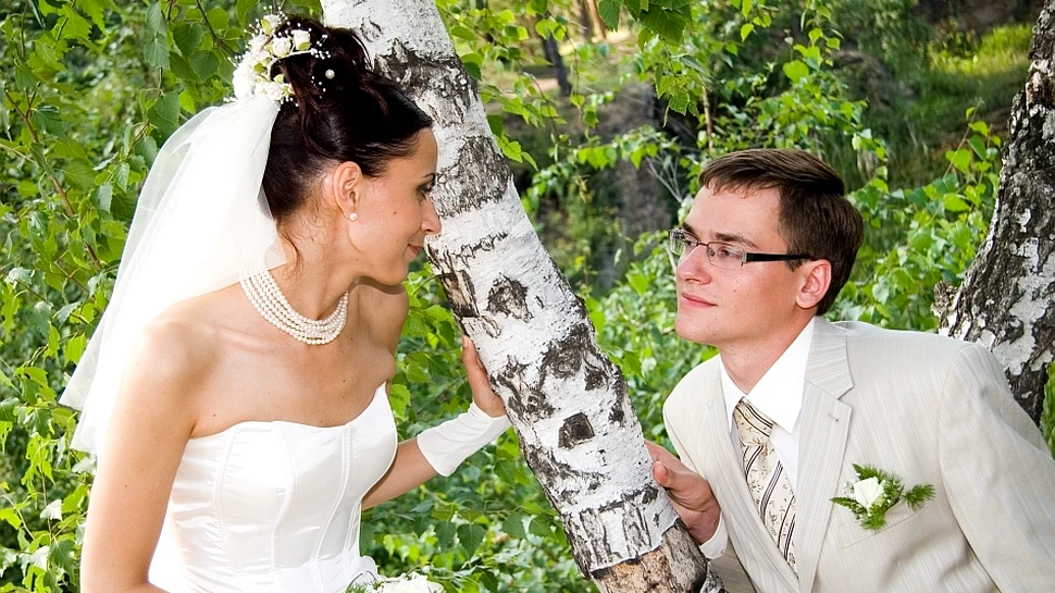 Persoanele care trăiesc în concubinaj sunt mai fericite decât cele căsătorite