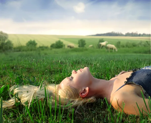 Imaginarea unui peisaj relaxant este mai utilă pentru inducerea sonnului decât metoda clasică a „numărării oilor”.