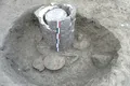Înmormântări prin incinerare, folosind o urnă în altă urnă, au fost descoperite în Franța