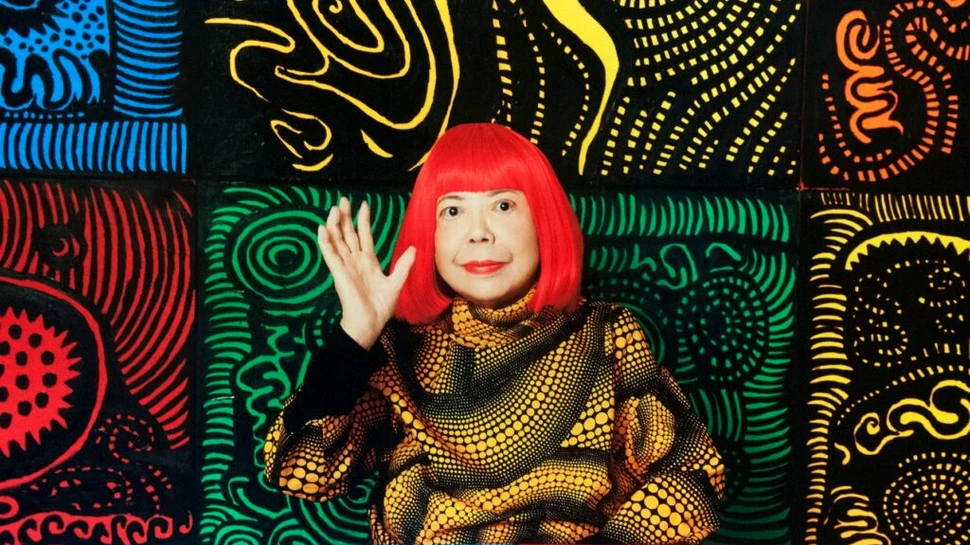 Yayoi Kusama, artista care a transformat halucinațiile într-un imperiu artistic global