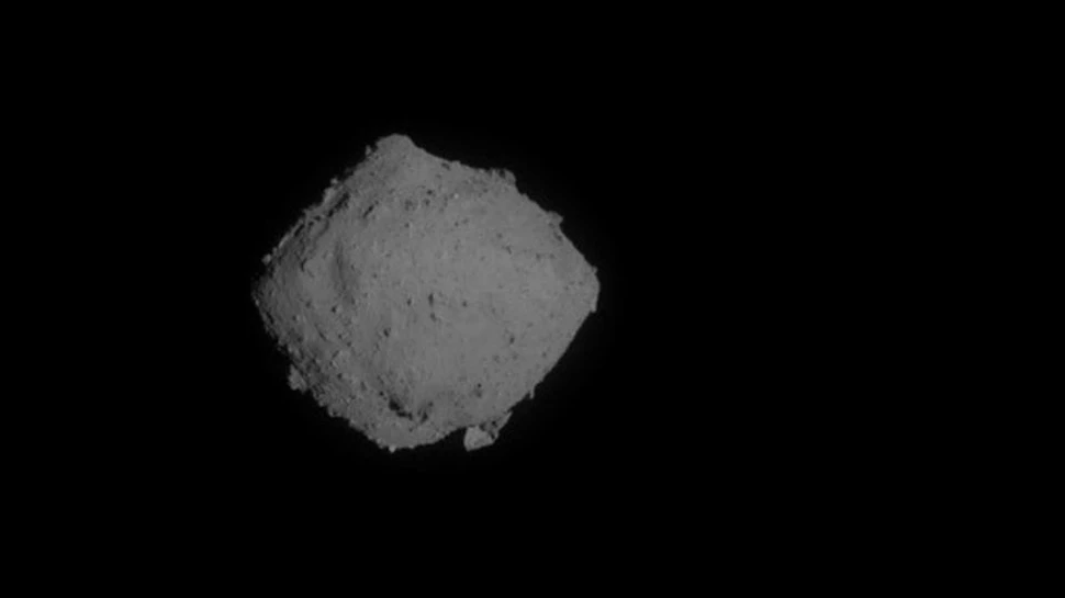 Sonda japoneză Hayabusa2 a trimis ultimul robot către asteroidul Ryugu