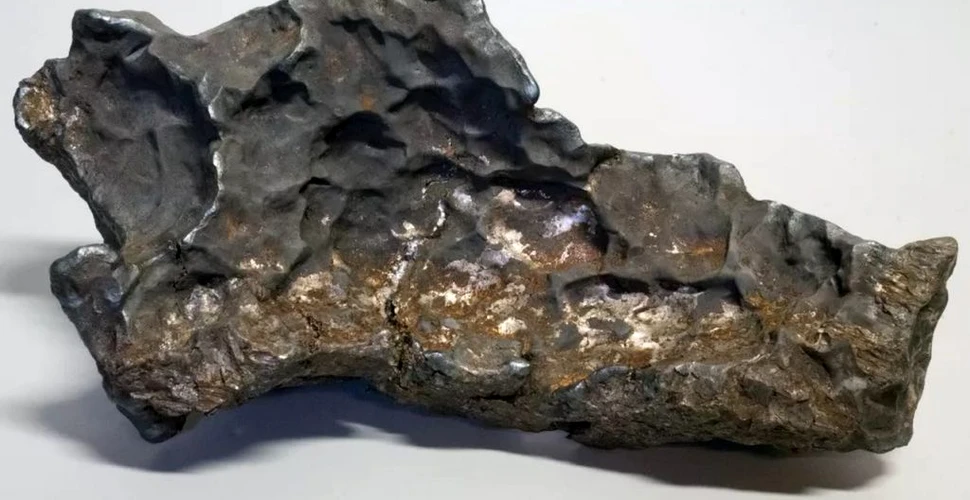Un meteorit feros care cântărește 14 kilograme, recuperat de cercetători dintr-un sat din Suedia