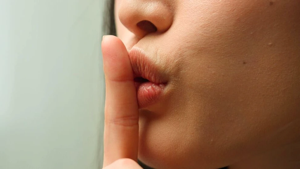 Câte secrete ascund oamenii în medie?