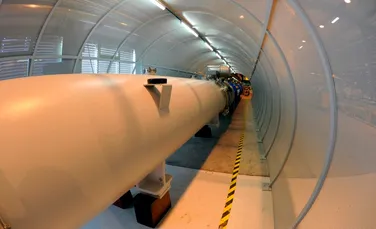 Large Hadron Collider a găsit prima dovadă pentru cea mai grea particulă de antimaterie