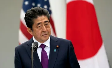 Shinzo Abe, împușcat în timp ce susținea un discurs, a murit