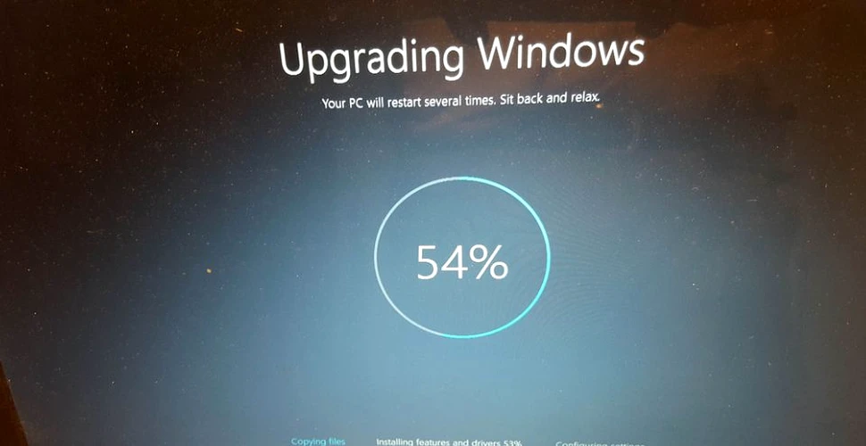 Windows 10 este folosit de jumătate din utilizatorii de PC-uri