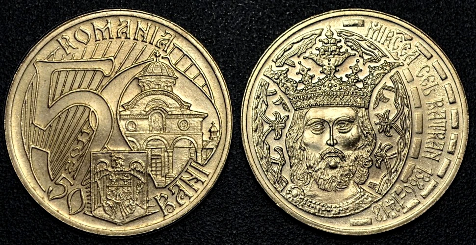 Sute de monede medievale, descoperite de arheologi amatori într-o pădure din Dâmboviţa