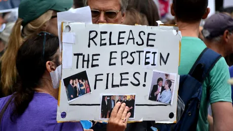 Dosarele Epstein, o amenințare politică tot mai apăsătoare pentru Donald Trump