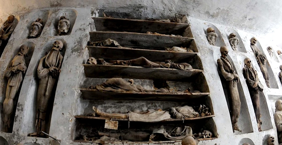 Oamenii de știință vor încerca să elucideze misterul copiilor mumificați din Catacombele Capucinilor