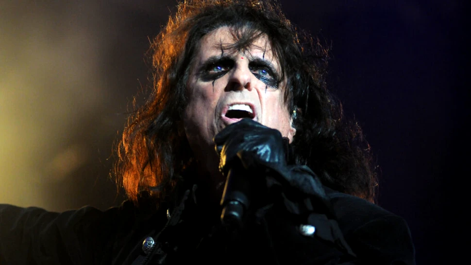 Cum Alice Cooper a salvat celebrul Hollywood Sign de la dispariție