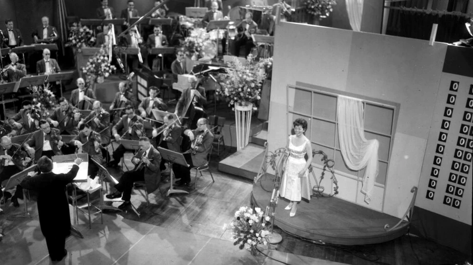 Lys Assia, prima câștigătoare la Eurovision