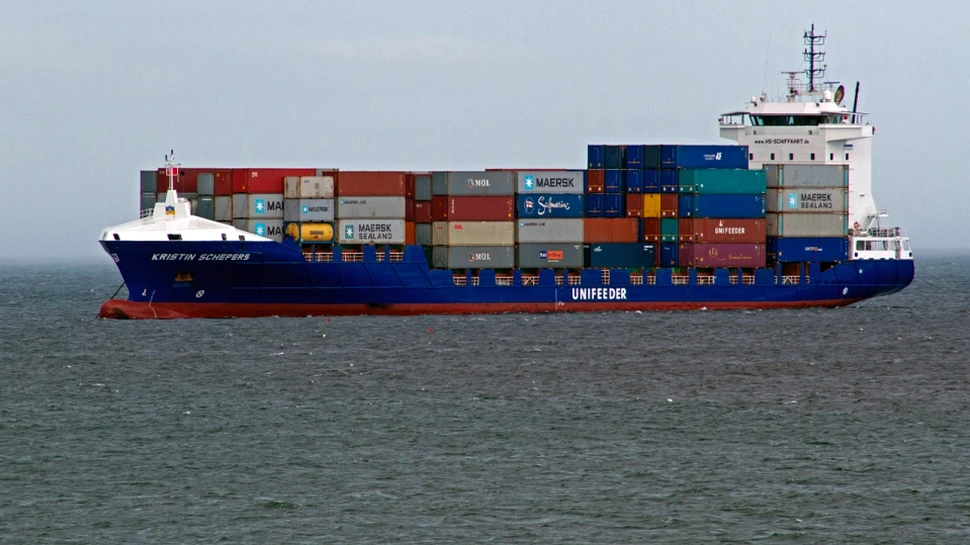 Acord istoric pentru reducerea emisiilor de carbon între ţările ce se bazează pe comerţul naval