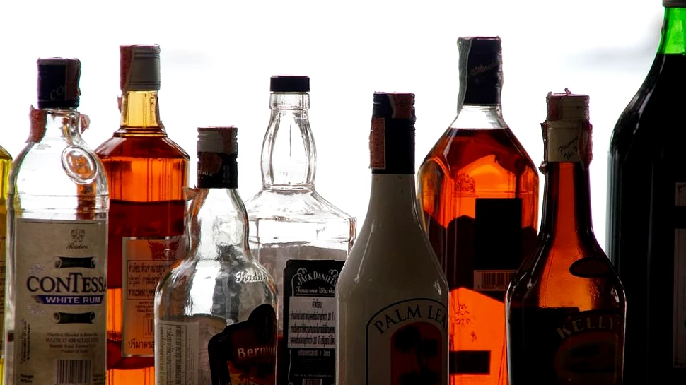 Cel puţin 21 de morţi, în urma consumării unei băuturi alcoolice toxice, în Pakistan
