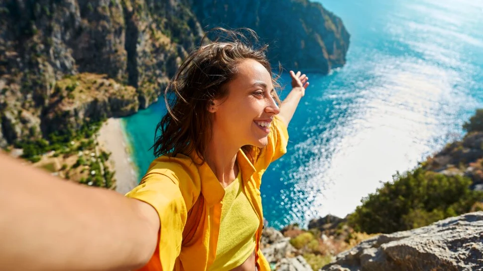 Top 10 cele mai sigure orașe pentru femeile care călătoresc singure