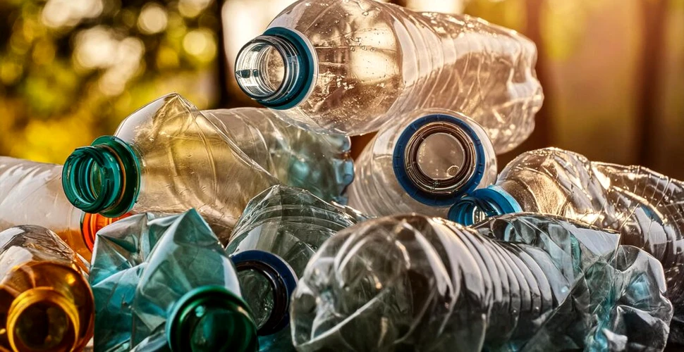 Doar în luna aprilie, românii au reciclat sute de milioane de PET-uri