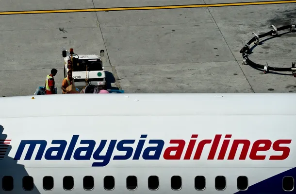 În această zi s-a produs unul dintre cele mai mari mistere ale aviaţiei civile: la 8 martie, un avion Boeing 777 care efectua zborul MH 370 al companiei Malaysia Airlines decolează din Kuala Lumpur cu destinaţia Beijing