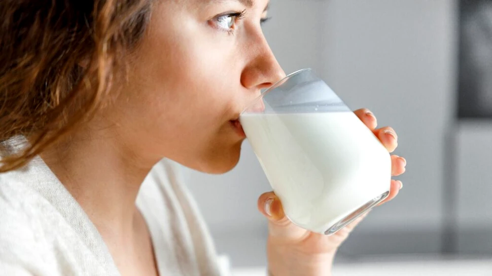 Un expert explică de ce un pahar de lapte pe zi ar putea reduce riscul de cancer
