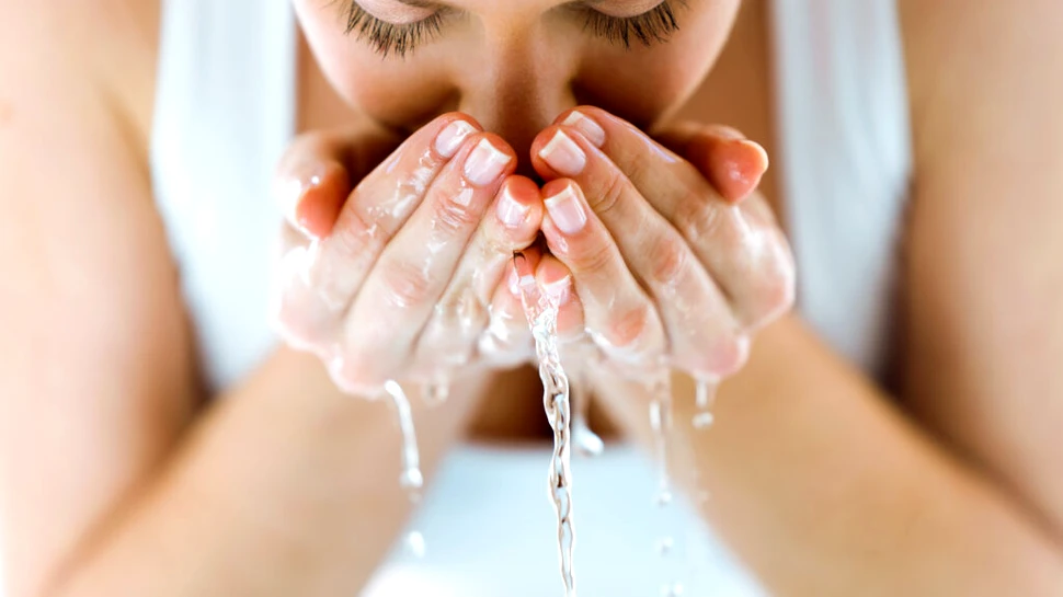 Industria frumuseții s-a transformat într-un univers religios, care cere credință