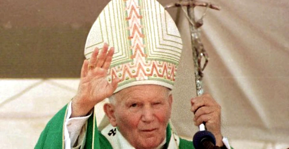 Papa Ioan Paul al II-lea va avea pagină pe Facebook
