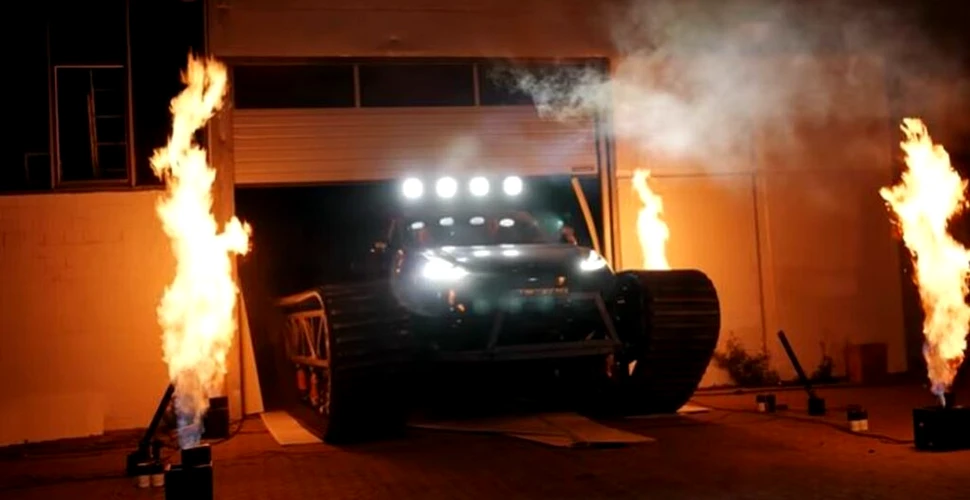 Iată cum ar fi arătat mașinile Tesla dacă ar fi existat în lumea postapocaliptică din „Mad Max”
