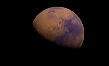 Marte poate avea o cantitate mai mare de apă decât s-a crezut