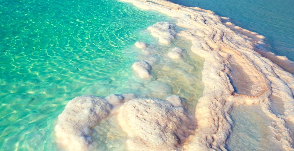 A fost rezolvat misterul ”ninsorii” de la Marea Moartă