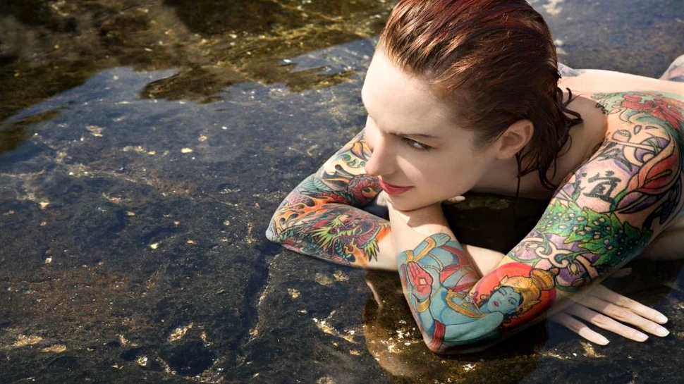 Semnele care indică o vizită urgentă la medicul dermatolog după realizarea unui tatuaj