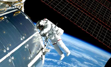 Când ar putea avea loc prima plimbare spațială la exteriorul unei navete SpaceX?